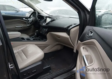 2017 Ford Escape Titanium из США, поврежденный, VIN 1FMCU0J9XHUE56800